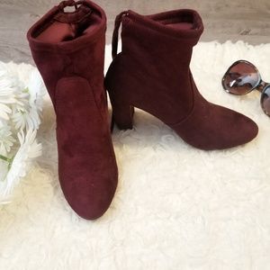 New Direction Sz 6 3" Heeled Bootie